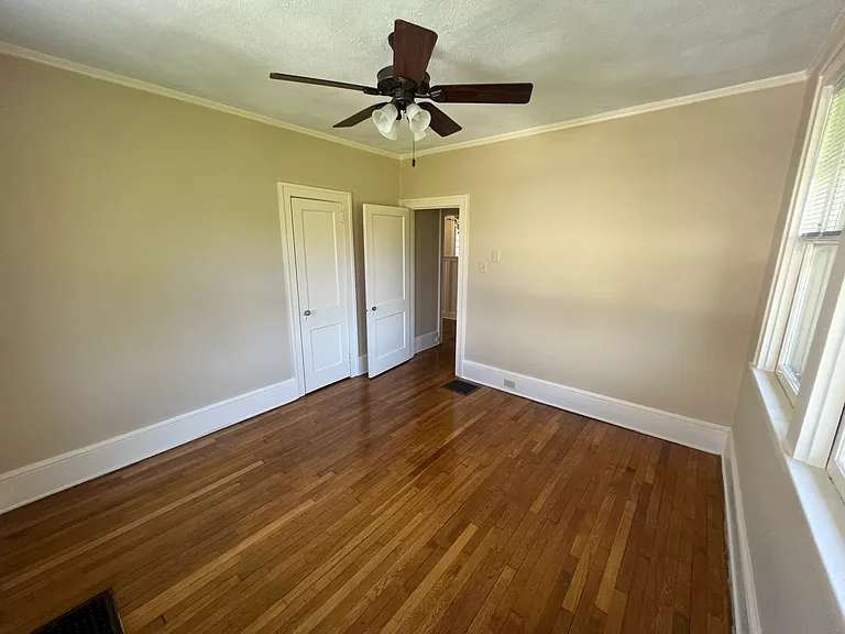 37 Sand Hill Rd — Photo 11