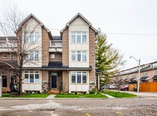1 Bastedo Ave #8, Toronto, ON M4C5S7