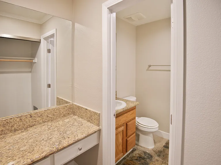 Sunset Ridge at La Crescenta — Photo 41