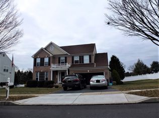 106 Stonebridge Dr, Dillsburg, PA 17019