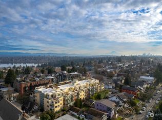 6801 Greenwood Ave N UNIT 411, Seattle, WA