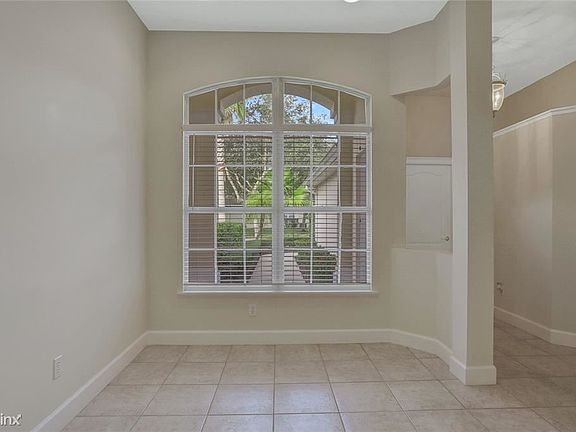 5th image of 3041R Glin Cir