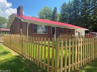 133 Sidden St, Mount Airy, NC 27030