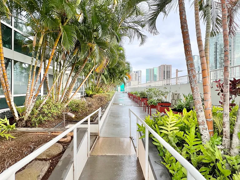 909 Kapiolani Blvd #1601 — Photo 48