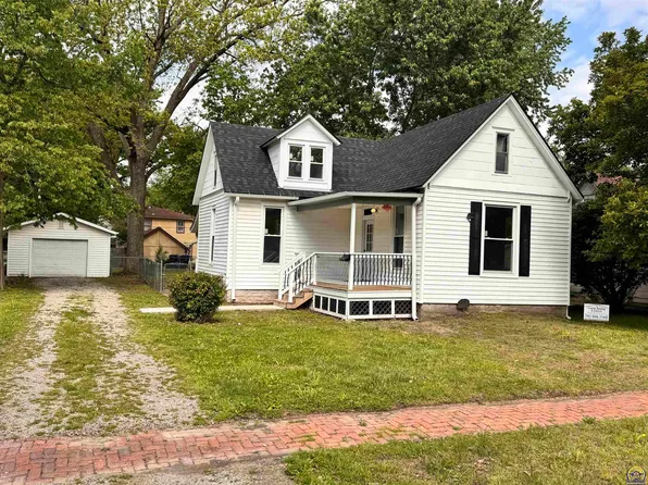 521 NE Grattan St, Topeka, KS 66616