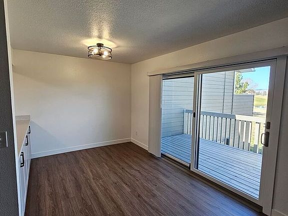 4th image of 40 Golf Course Ln Unit A