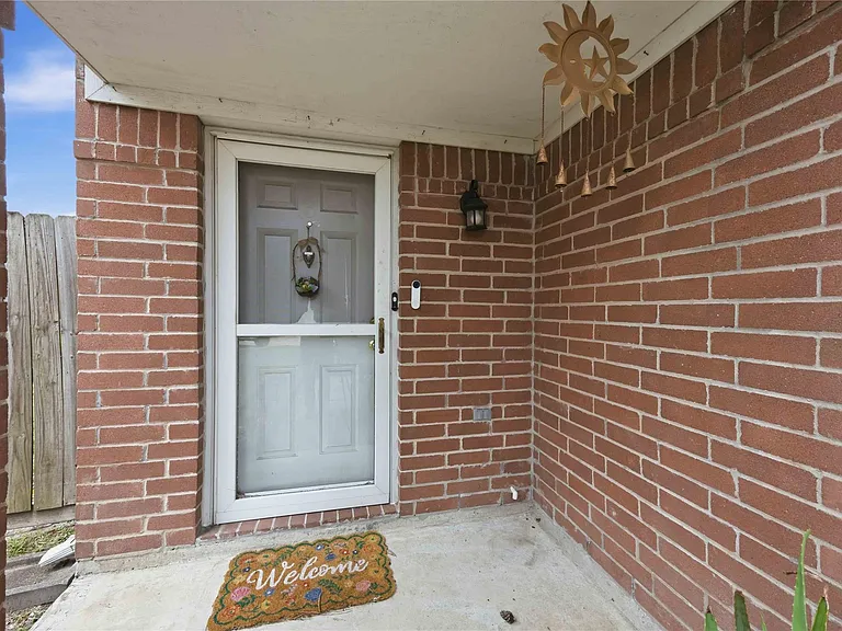 6802 Cheshire Park Rd — Photo 4