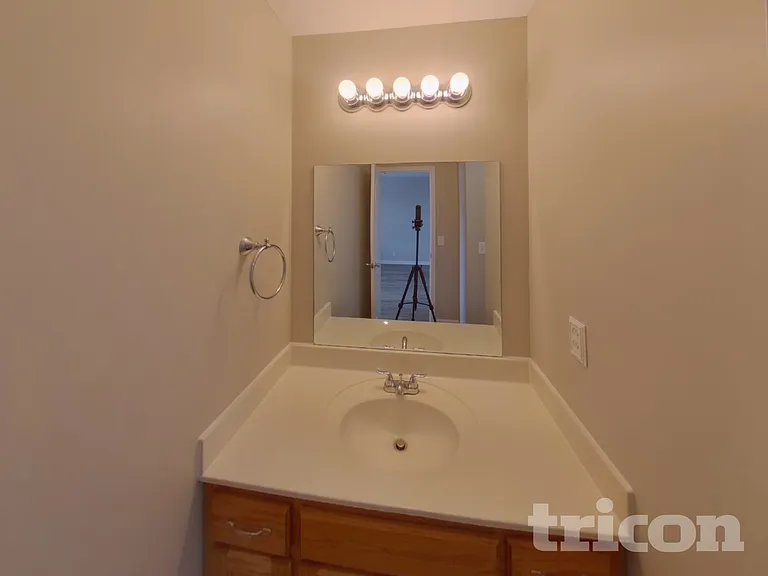 713 Crescent Rd — Photo 18