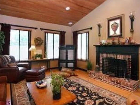 29 Hawthorne Est, Saint Louis, MO 63131