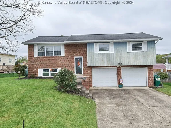 129 Roger Cir, Hurricane, WV 25526