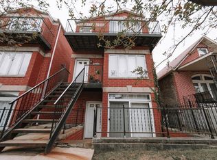 2451 W Polk St #3, Chicago, IL 60612