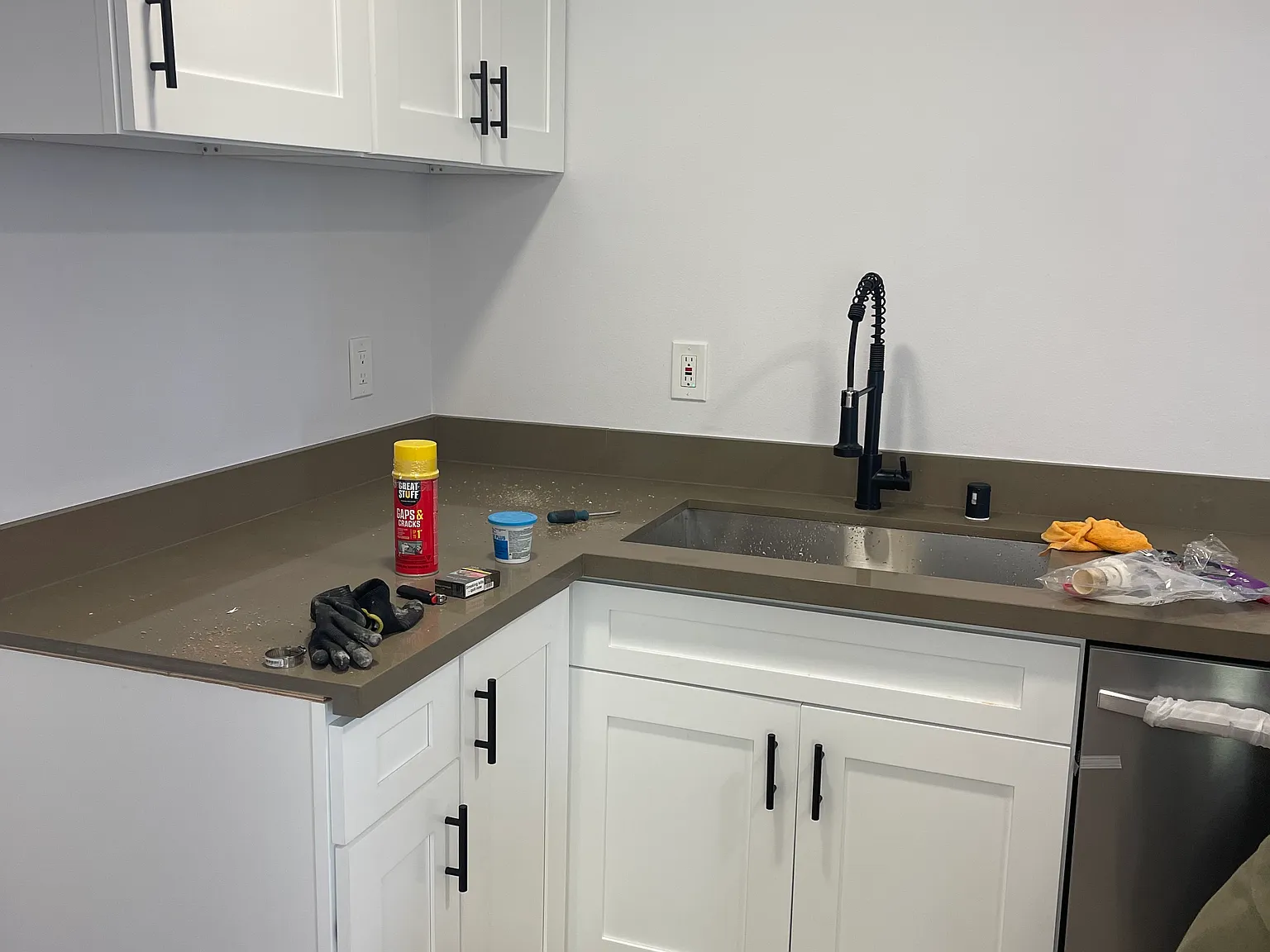 2 bed, 850 sqft, $2,150 — Photo 4