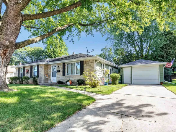 423 Bader St, Green Bay, WI 54302