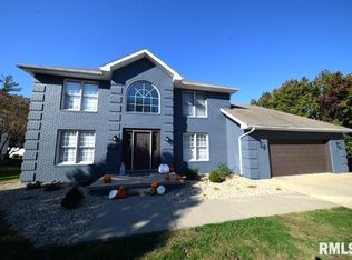 501 Cardinal Dr, Mount Vernon, IL 62864