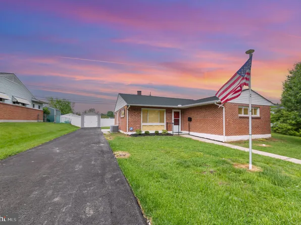 2464 Woodcroft Rd, Parkville, MD 21234