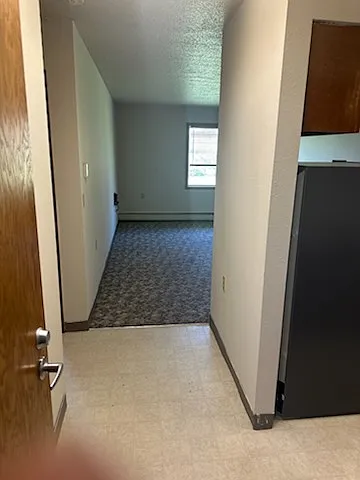 1 bed, 550 sqft, $695 — Photo 2