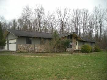 1st image of 957 Wye Dr