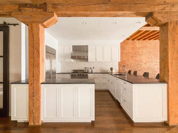 62 Beach Street image 2 of 14