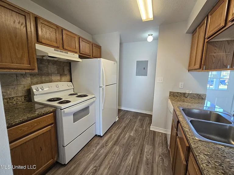 10479 Cal Ln — Photo 4