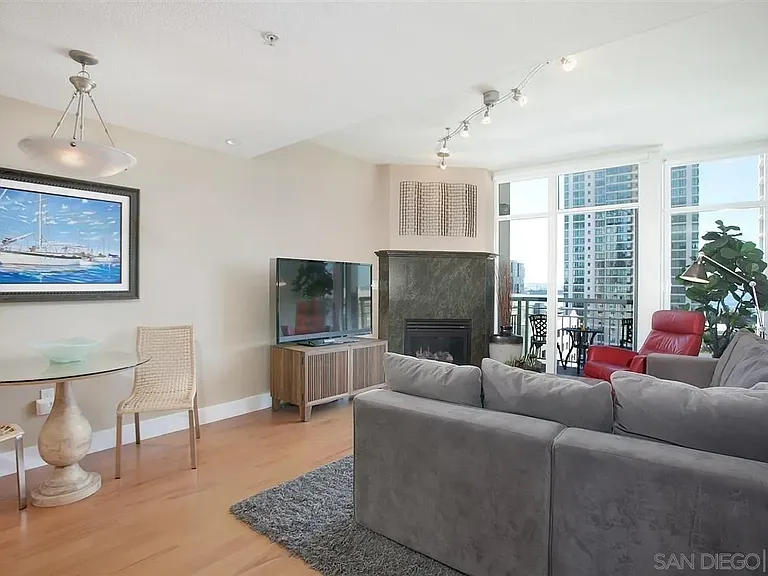 1240 India St #911 — Photo 12