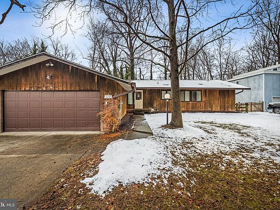 3rd image of 5218 Harpers Farm Rd