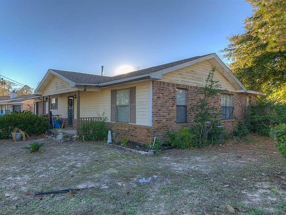 2nd image of 835 Lavon Dr