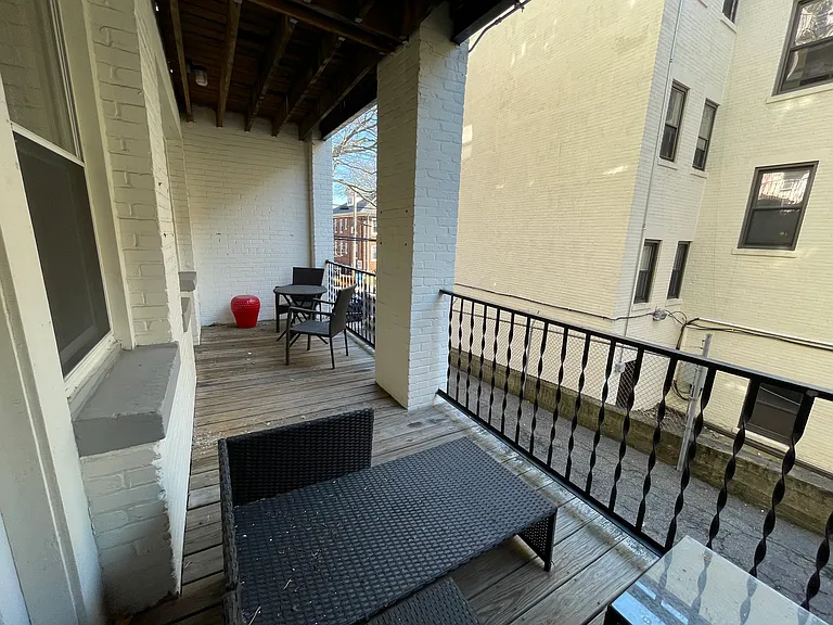 Melvin Ave — Photo 8
