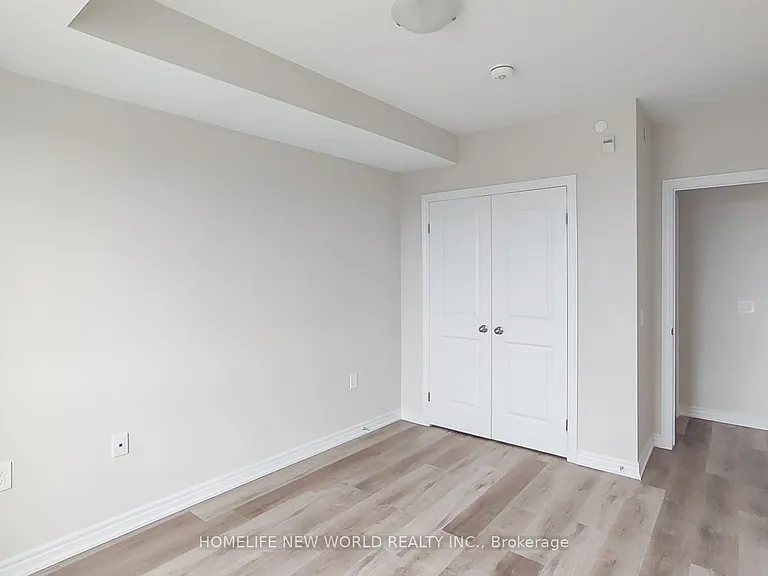 2750 King St E #301 — Photo 20