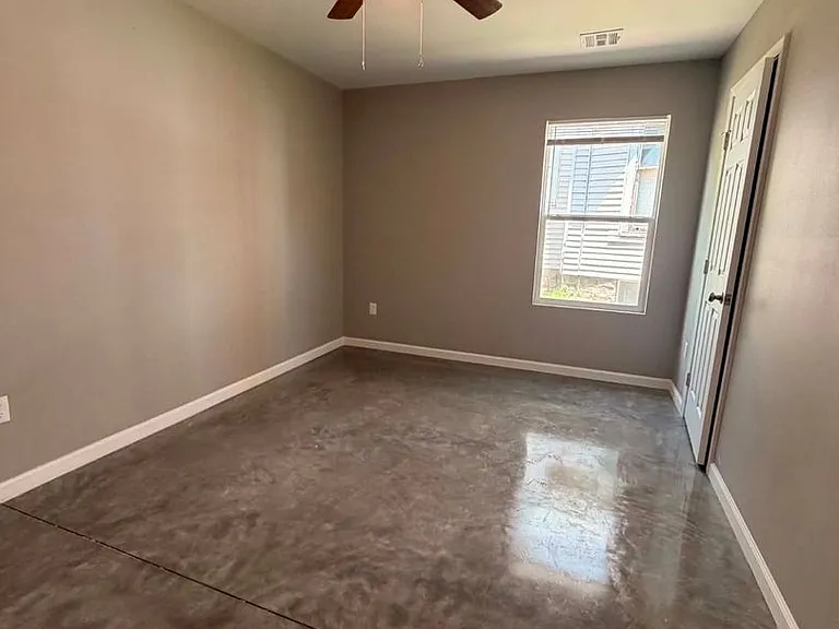 514 S Byers Ave — Photo 7