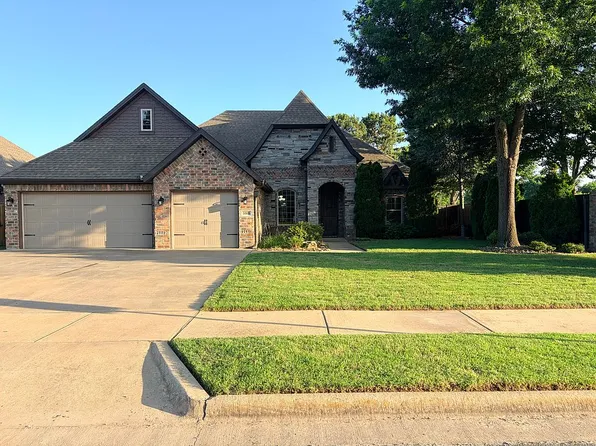 3305 Mahogany Ave, Bentonville, AR 72713