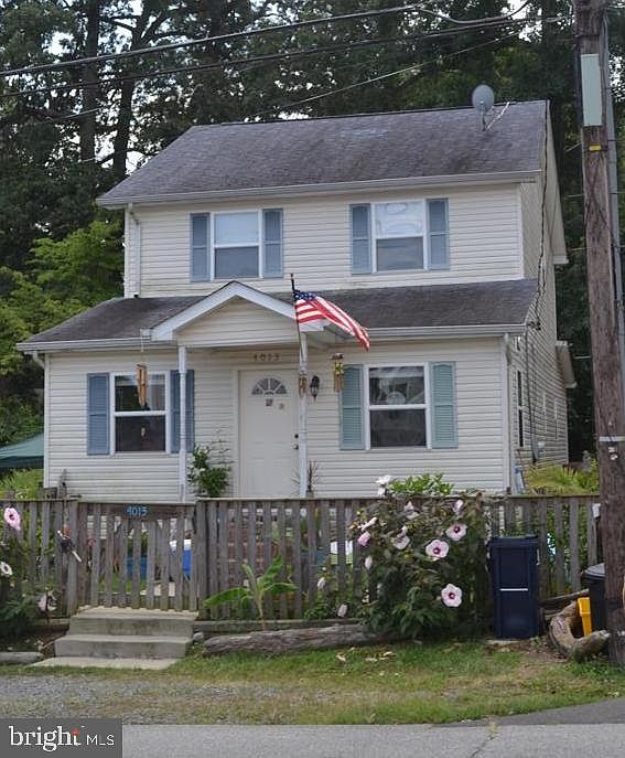 1st image of 4013 3rd St