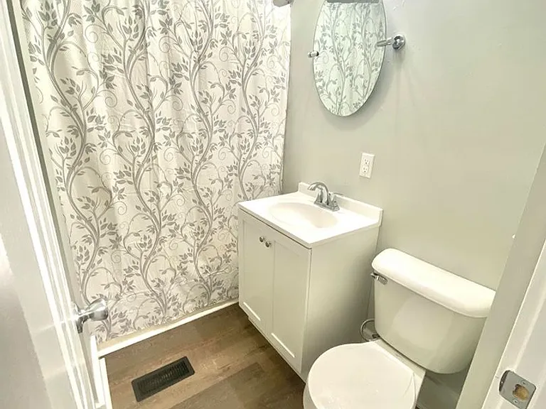 635-639 Oregon St — Photo 25