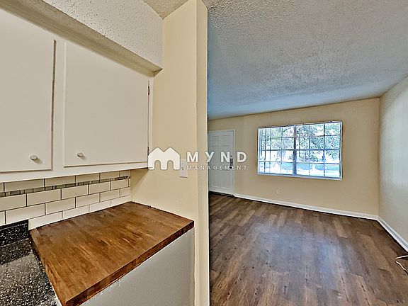4th image of 1901 Morehead Ave APT 9