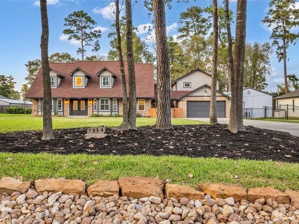 7114 Charred Pine Dr, Magnolia, TX 77354