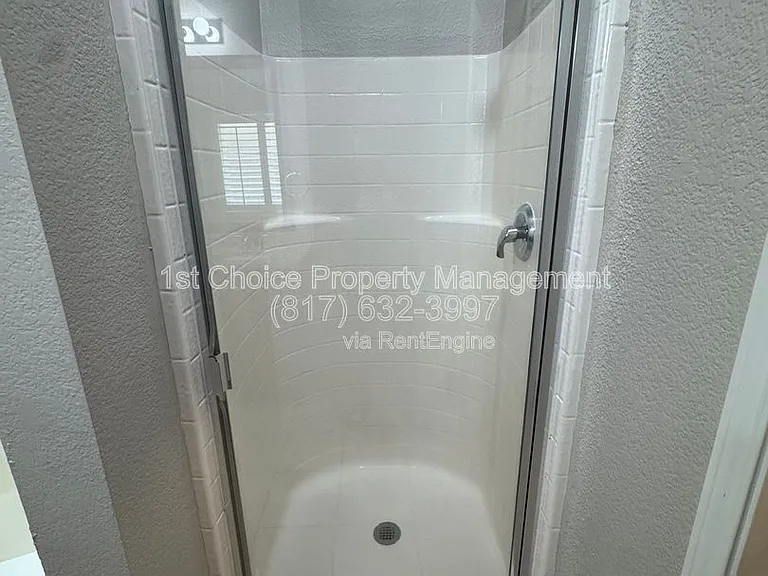 304 E Clover Park Dr — Photo 25
