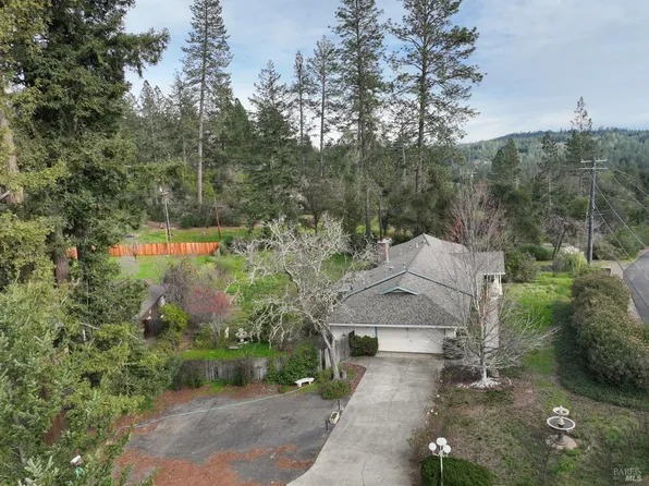506 La Tierra Drive, Angwin, CA 94508