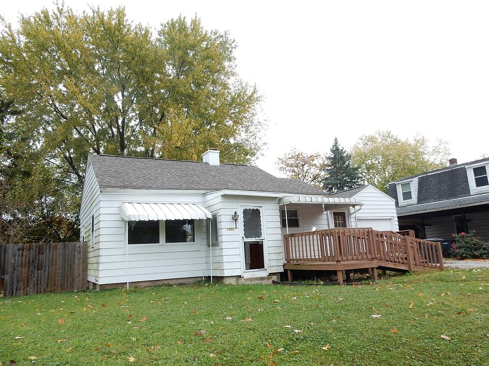 1st image of 1001 S 21st St
