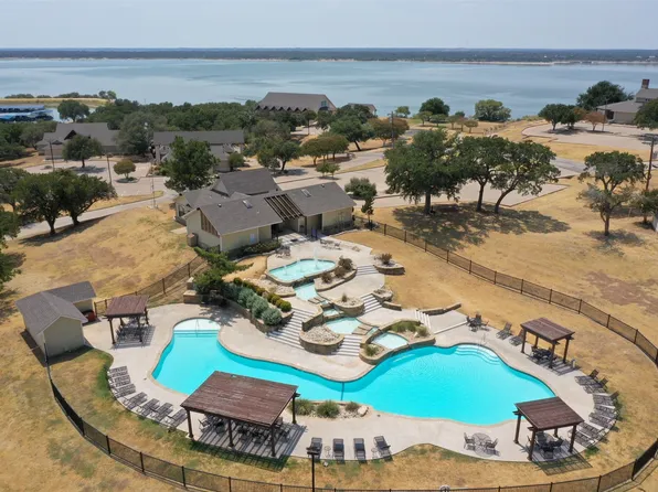4049-4050 Whitecrest Dr, Whitney, TX 76692
