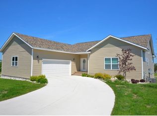 781 Maple Creek Blvd, Petoskey, MI 49770