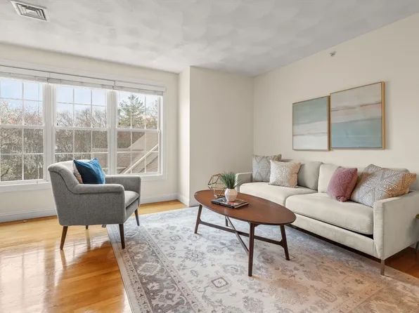 36 Middlesex Ave #5, Wilmington, MA 01887