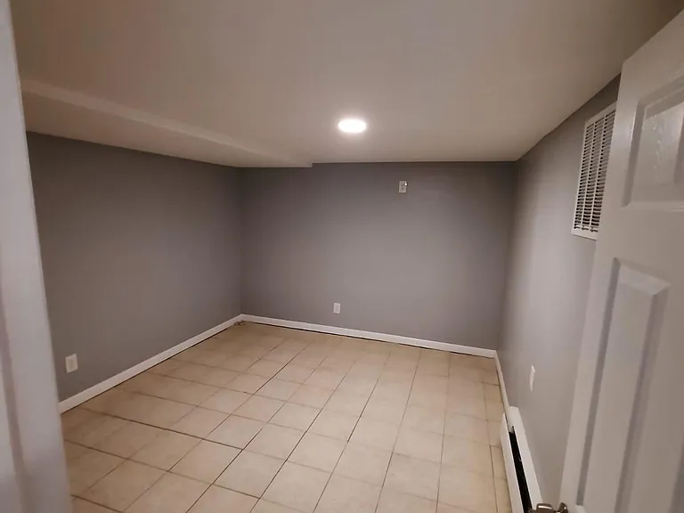 241 Griffith St #1 — Photo 3