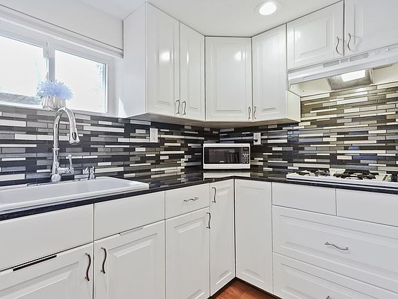 2nd image of 15106 80th St