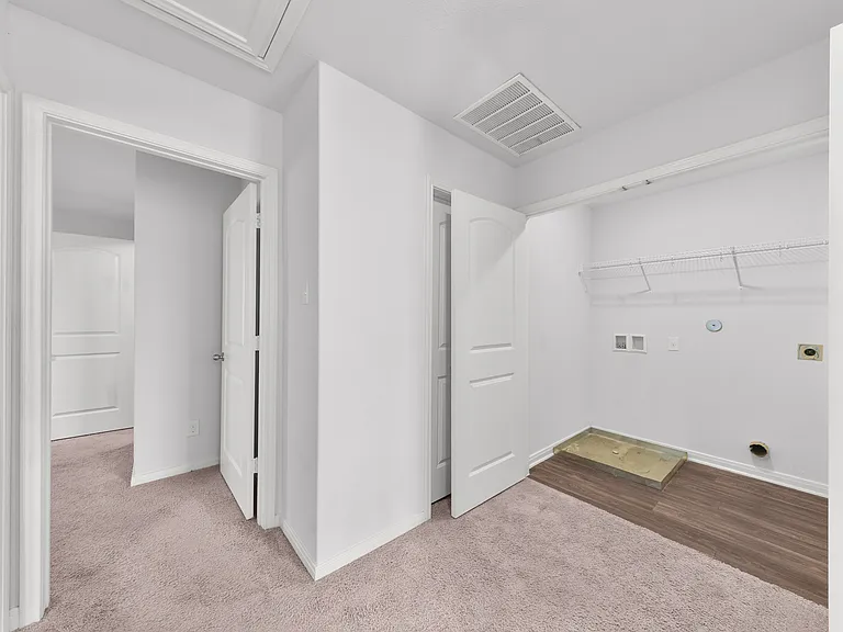 6751 Sabinal — Photo 8