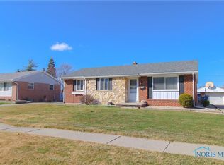 3143 Starr Ave, Oregon, OH 43616