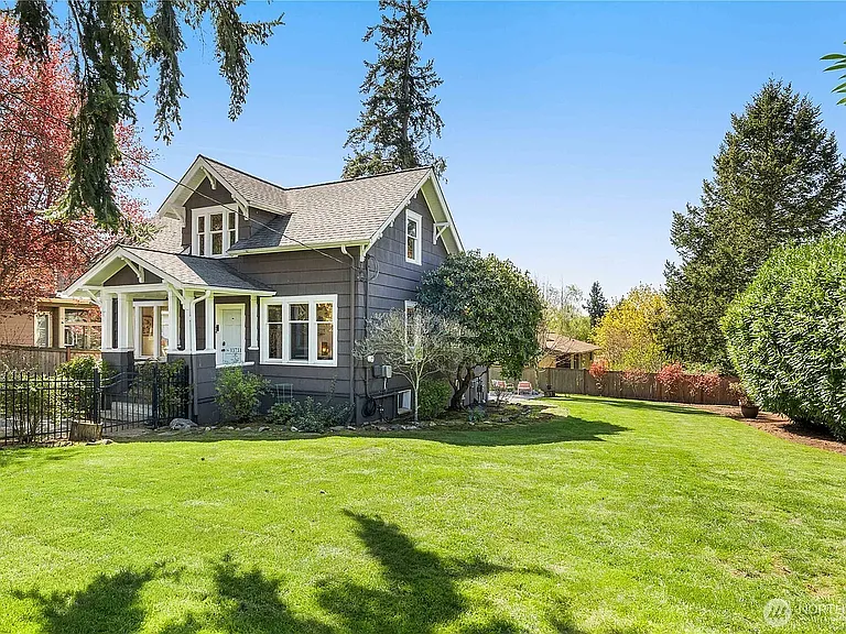 137 Xx 90th Ave — Photo 25