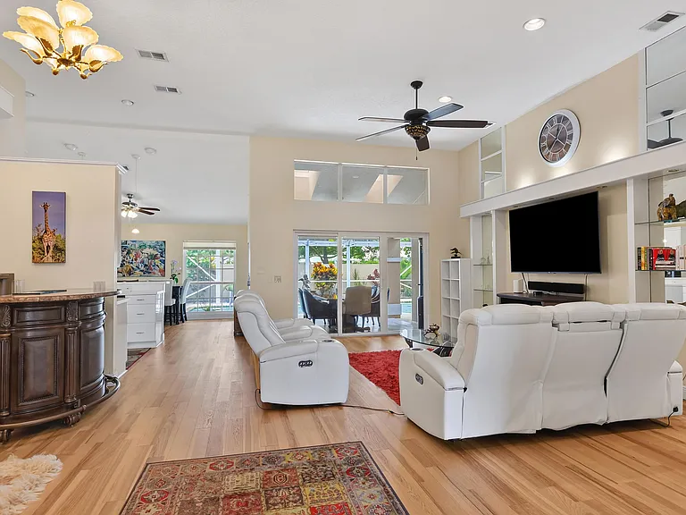 348 Eagleton Golf Dr — Photo 5