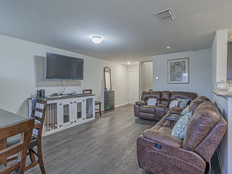 2831 Lavender Mdw — Photo 5