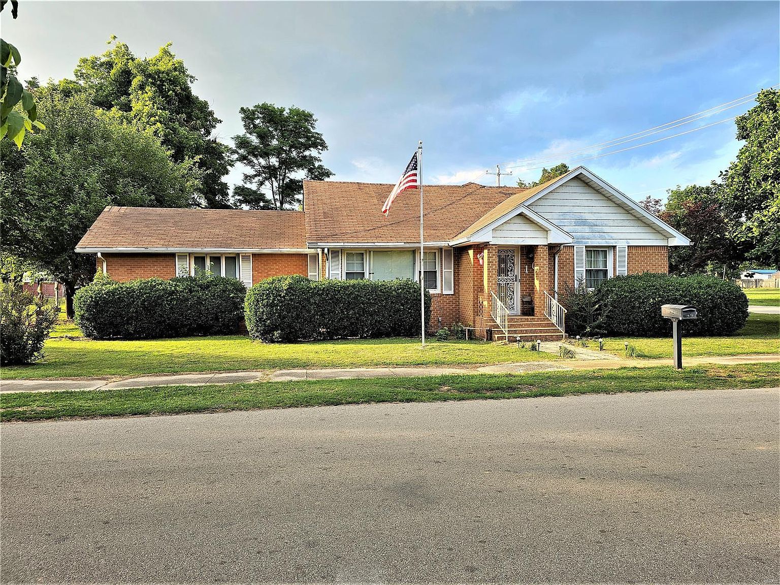 102 Page St, Clarkton, MO 63837 Zillow