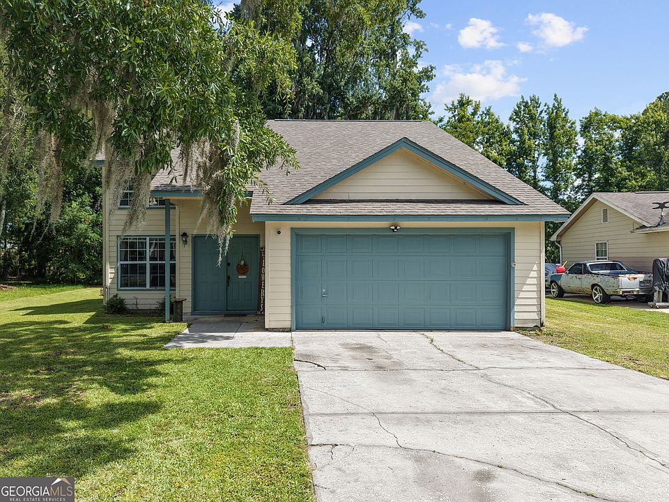 1st image of 146 Lake Wellington Dr