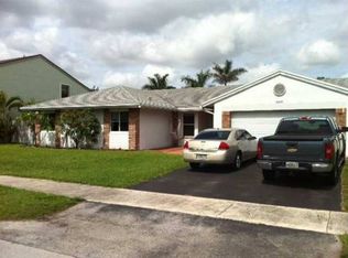 1021 Cumberland Ter, Davie, FL 33325